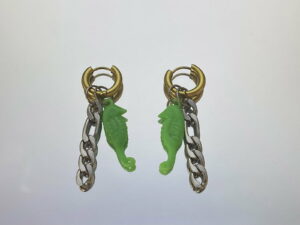 Boucles d'oreilles montures chaines et hippocampe